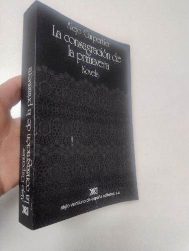 Portada del libro de La consagración de la primavera