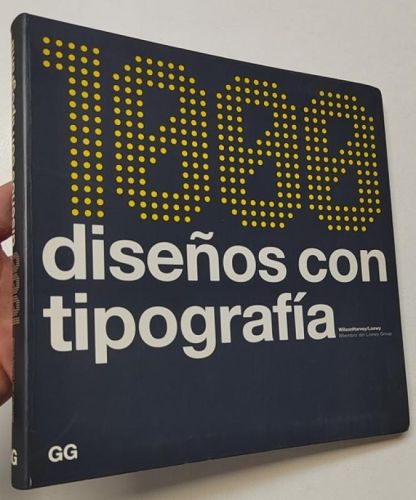 Portada del libro de 1000 diseños con tipografía