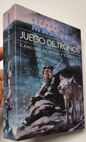 Portada del libro de Juego de tronos