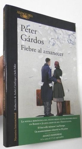 Portada del libro de Fiebre al amanecer