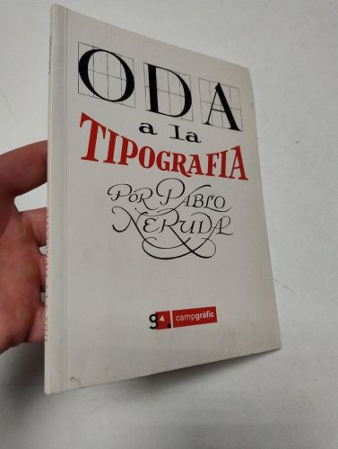 Portada del libro de Oda a la tipografía