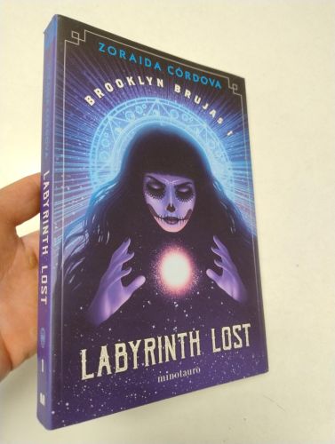 Portada del libro de Brooklyn Brujas nº 01/03 Labyrinth Lost