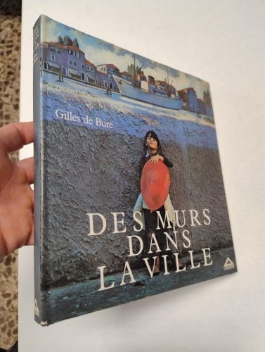 Portada del libro de Des Murs dans la Ville