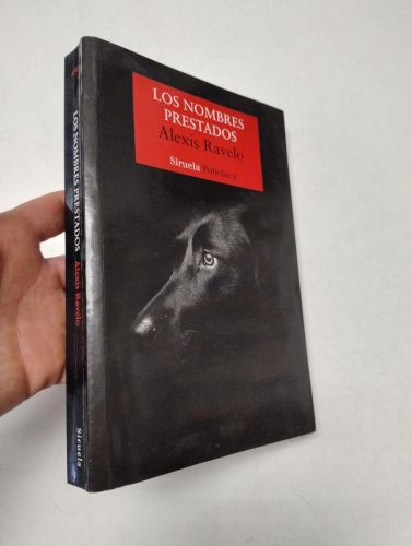 Portada del libro de Los nombres prestados