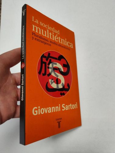 Portada del libro de La sociedad multiétnica