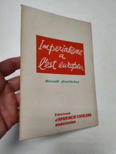 Portada del libro de Imperialisme a l'est europeu. Recull d'articles
