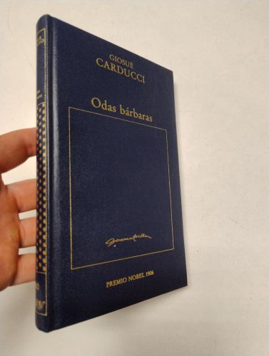 Portada del libro de Odas bárbaras