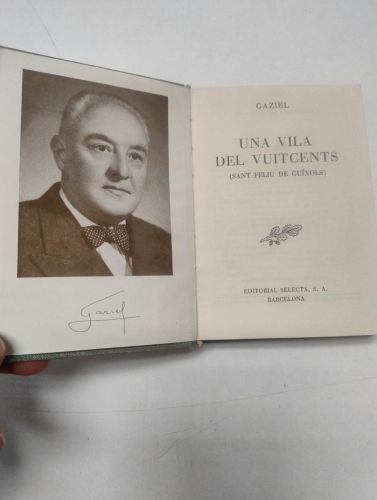 Portada del libro de Una vila del vuitcents (Sant Feliu de Guíxols)