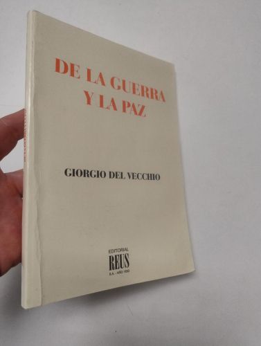 Portada del libro de De la guerra y la paz