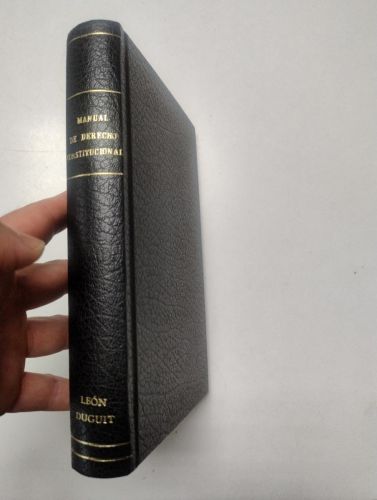 Portada del libro de Manual de derecho constitucional