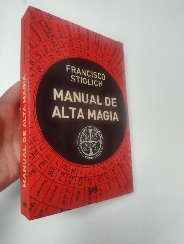 Portada del libro de Manual de alta magia