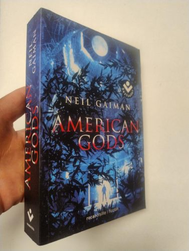 Portada del libro de American Gods