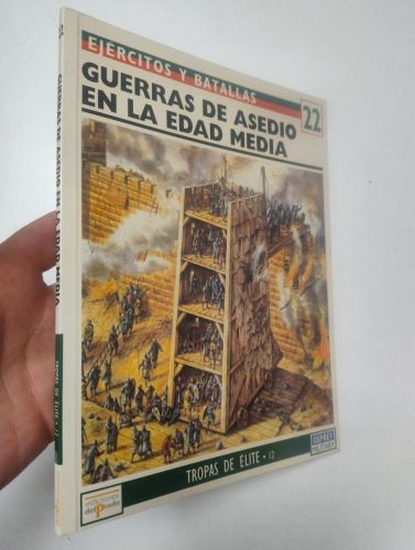 Portada del libro de Guerras de asedio en la Edad Media. Ejércitos y batallas, 22
