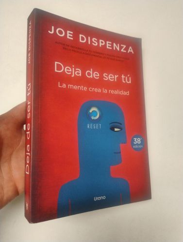 Portada del libro de Deja de ser tú
