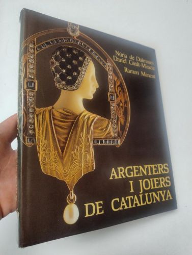 Portada del libro de Argenters i joiers de Catalunya