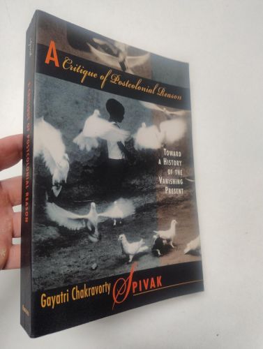 Portada del libro de A CRITIQUE OF POSTCOLONIAL REASON