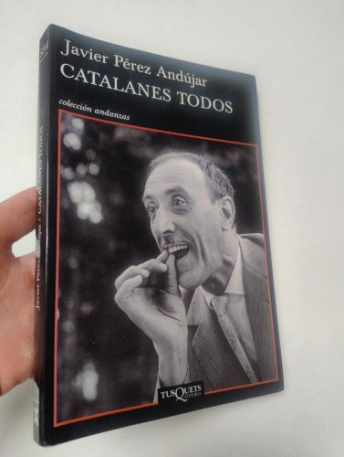 Portada del libro de Catalanes todos