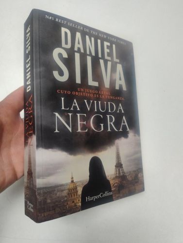 Portada del libro de La viuda negra