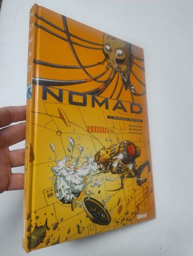 Portada del libro de Nomad. 3. Memoria muerta