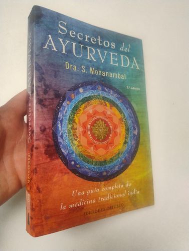 Portada del libro de Secretos del ayurveda