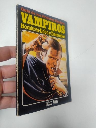 Portada del libro de Guía de los poderes ocultos. Vampiros, hombres-lobo y demonios