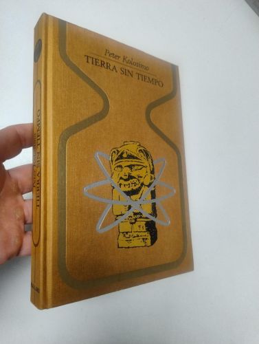 Portada del libro de Tierra sin tiempo