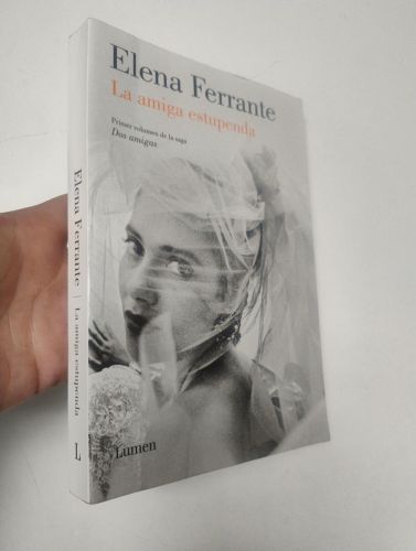 Portada del libro de La amiga estupenda 