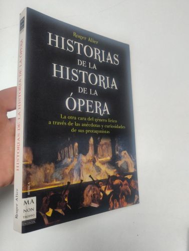 Portada del libro de Historias de la historia de la ópera