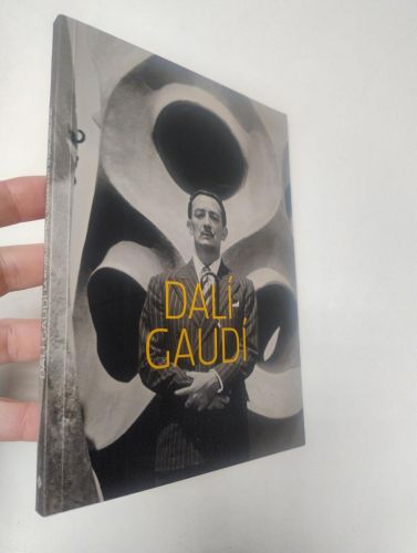 Portada del libro de Dalí - Gaudí (catálogo de exposición)