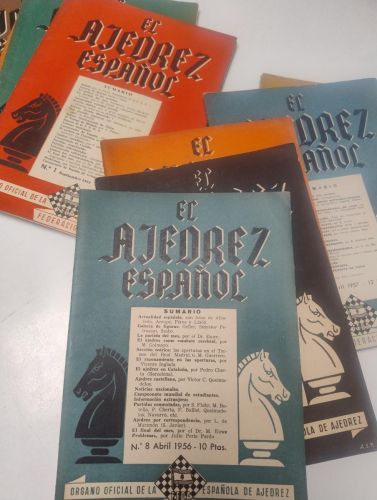 Portada del libro de 14 ejemplares revista El ajedrez español