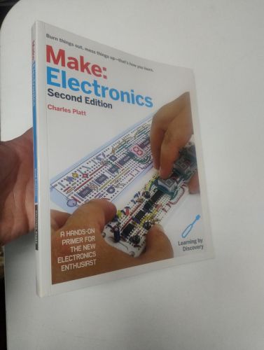 Portada del libro de Make: Electronics