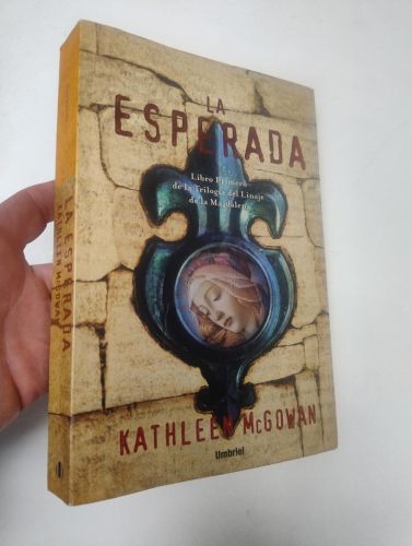 Portada del libro de La esperada