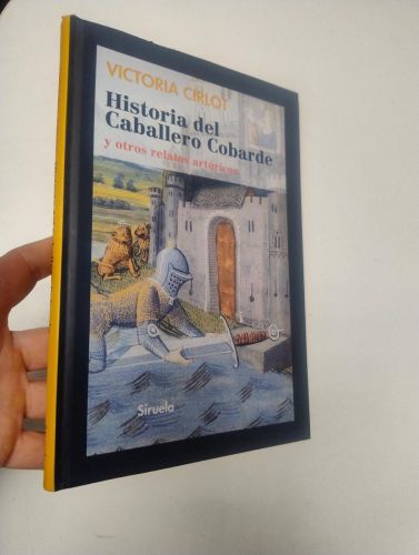 Portada del libro de Historia del Caballero Cobarde y otros relatos artúricos