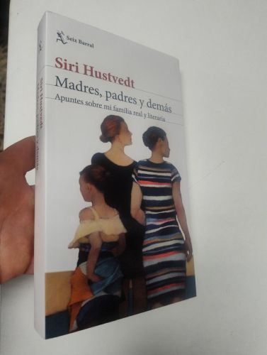 Portada del libro de Madres, padres y demás