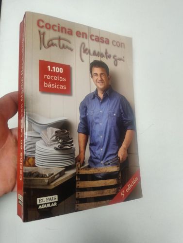 Portada del libro de Cocina en casa con Martín Berasategui