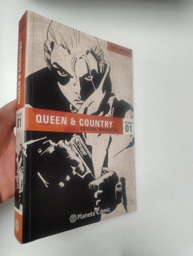 Portada del libro de Queen and Country. Edición definitiva. nº 01