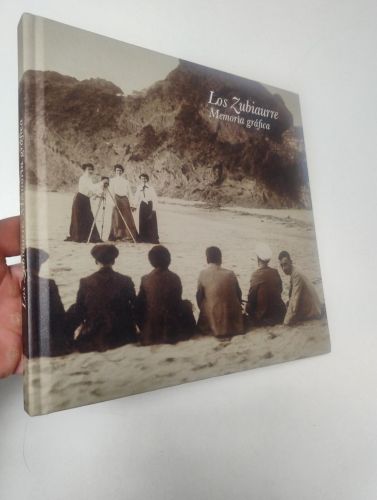 Portada del libro de Los Zubiaurre. Memoria gráfica