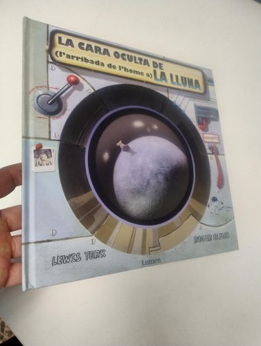 Portada del libro de La cara oculta de (l'arribada de l'home a)la lluna