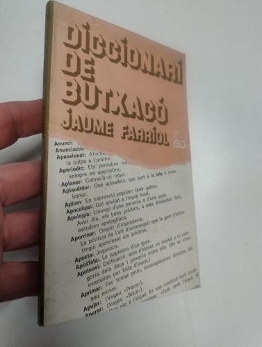 Portada del libro de Diccionari de butxacó