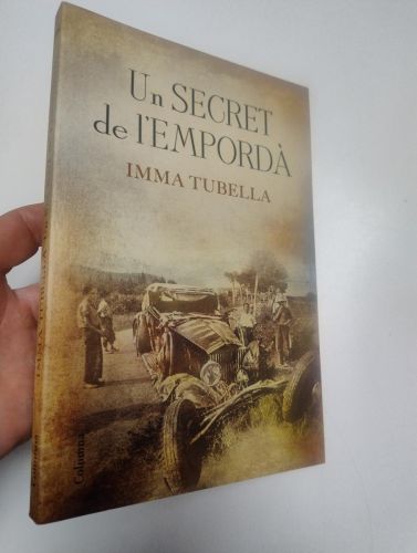 Portada del libro de Un secret de l'Empordà