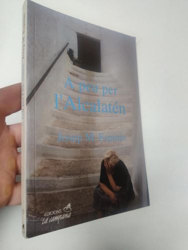 Portada del libro de A peu per l'Alcalatén