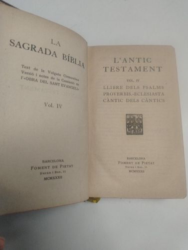 Portada del libro de La Sagrada Bíblia. vol. IV. L'antic testament vol. IV. Llibre dels Psalms / Provervis / Eclesiasta /...