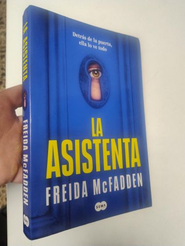 Portada del libro de La asistenta