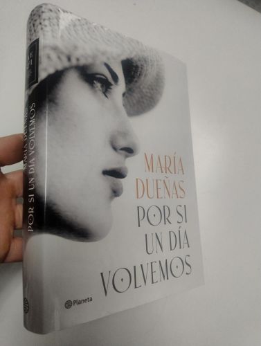 Portada del libro de Por si un día volvemos