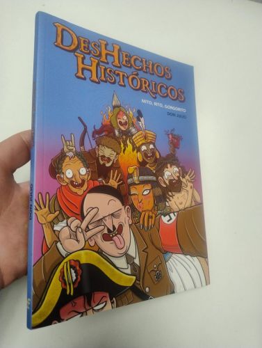 Portada del libro de Deshechos Históricos