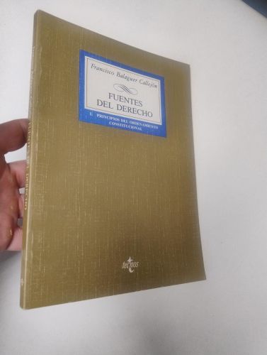 Portada del libro de Fuentes del derecho