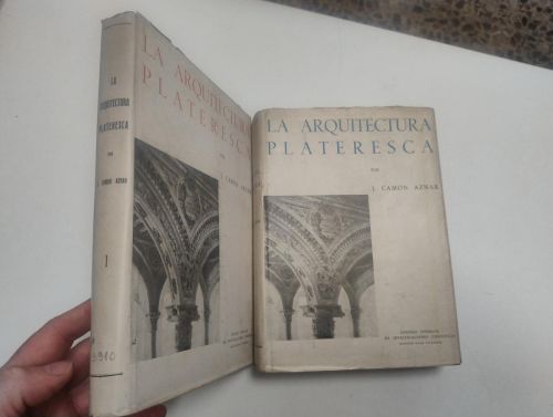 Portada del libro de La arquitectura plateresca (2 vols.)