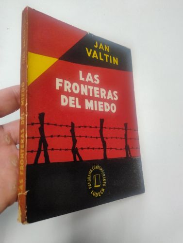 Portada del llibre de Las fronteras del miedo