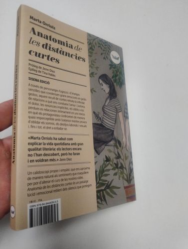 Portada del libro de Anatomia de les distàncies curtes
