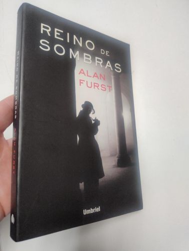 Portada del llibre de Reino de sombras